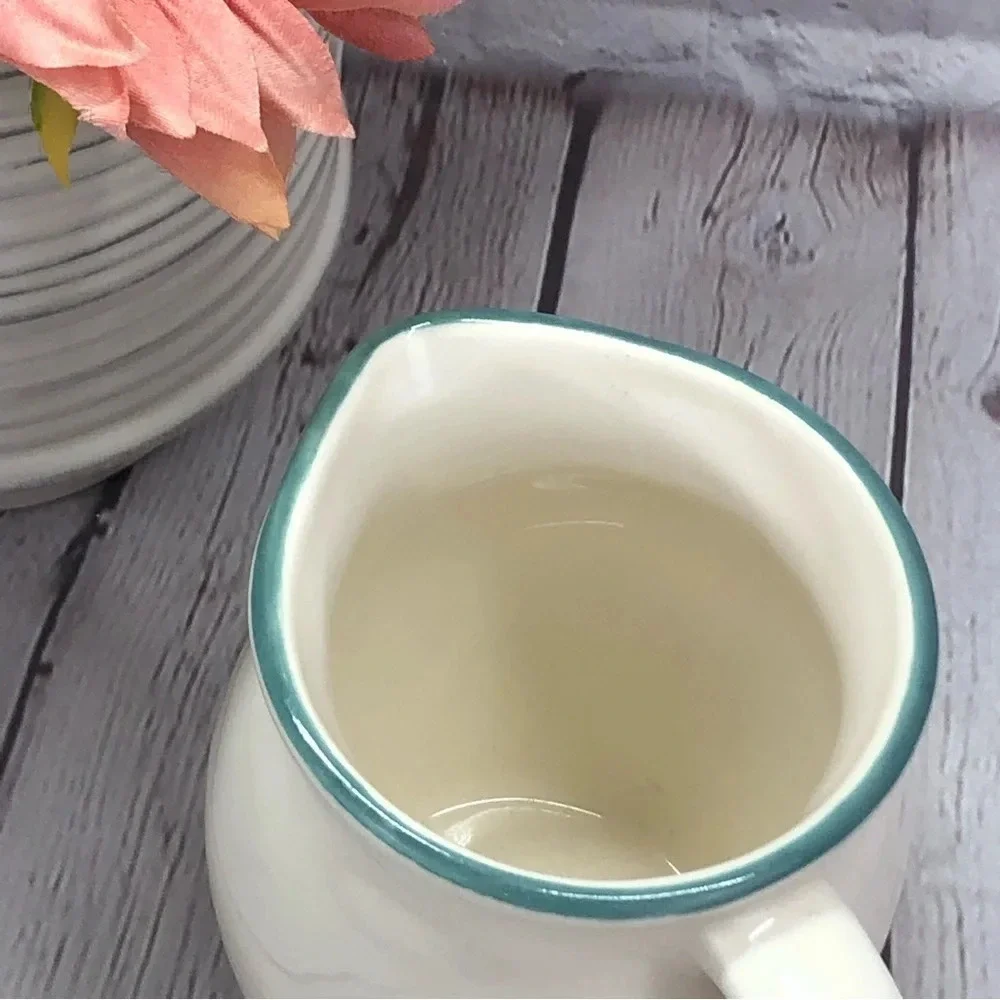 Pfaltzgraff juniper creamer stoneware cottagecore